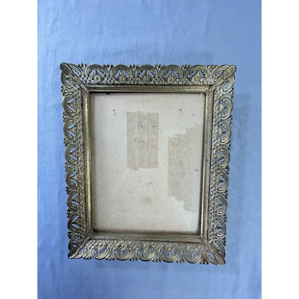 Vintage Gold Tone Frame Ornate Floral Filigree Sides Has Some Wear